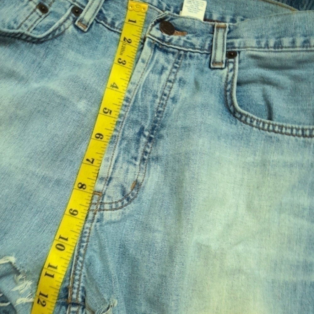 Abercrombie & Fitch Vintage Denim Shorts Distressed Raw Edges Button fly - Picture 13 of 14